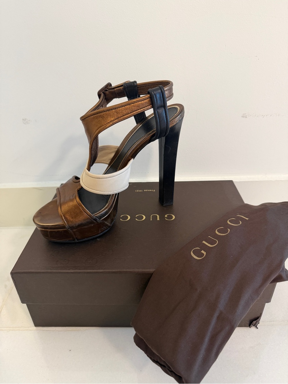 Gucci Brown Metallic Leather Platform Sandal with Ivory Strap